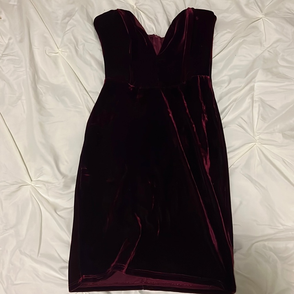 Strapless deep v velvet dress